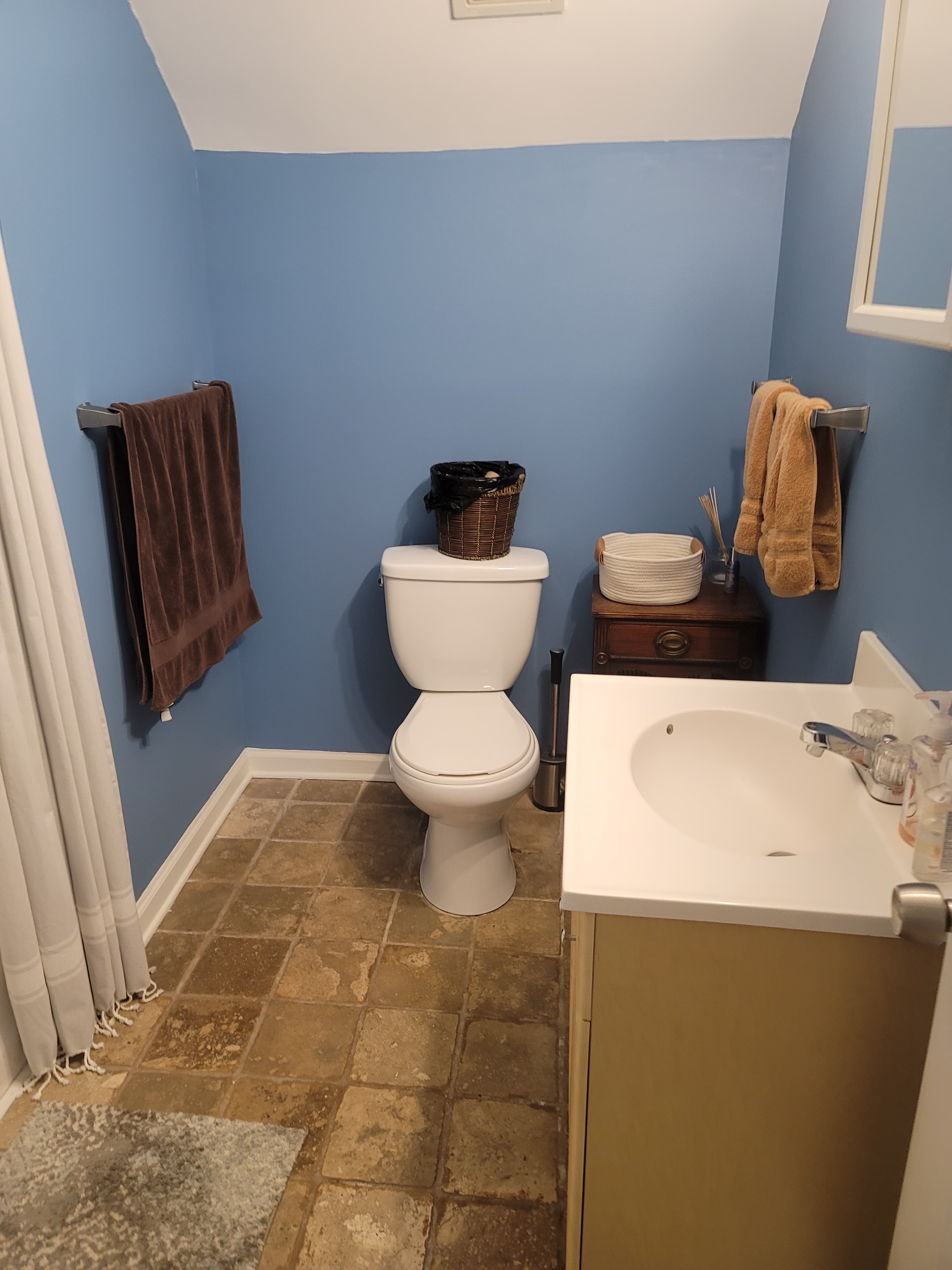 Bathroom before remodel